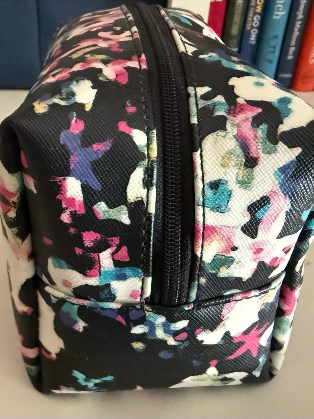 Kate Spade - Picture 3 of 6